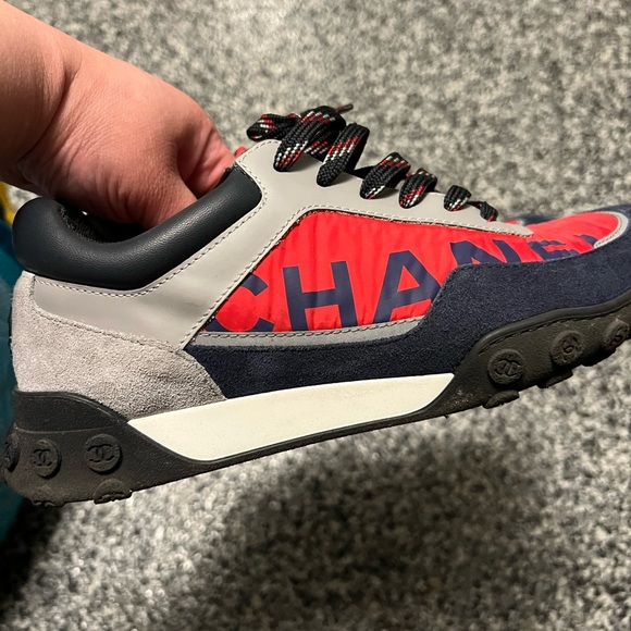 Chanel shoes - Picture 1 of 4